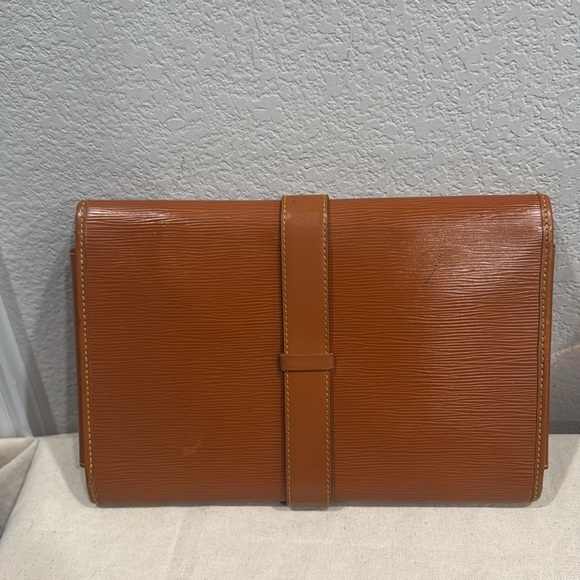 LOUIS VUITTON Epi Trousse Plant Clutch Bag Noir LV - Picture 2 of 11